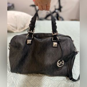 MK New w/o tag bag